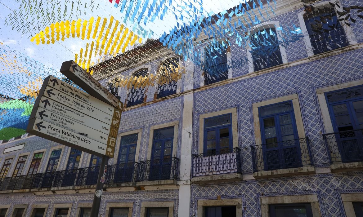 Estudantes fazem apresentação de ópera à população de São Luís
