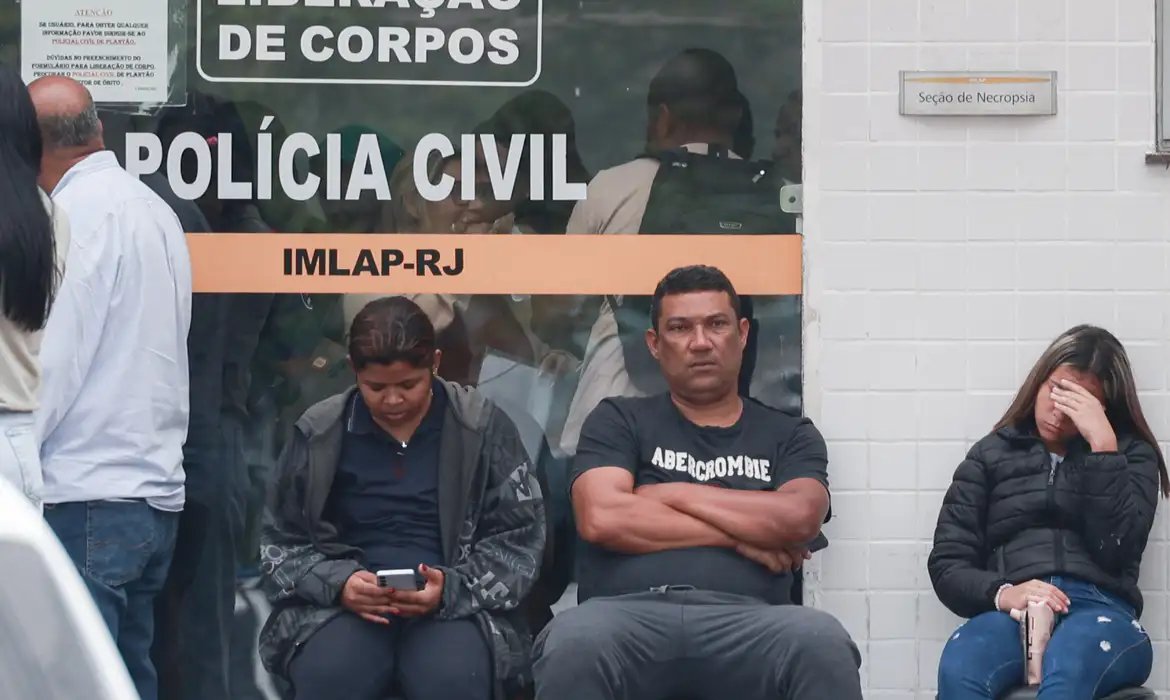Dos 117 suspeitos mortos em operação no Rio, 99 já foram identificados