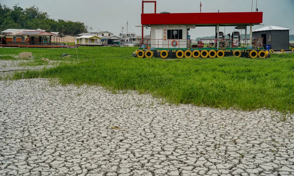Campanha arrecada alimentos para afetados por seca no Amazonas 