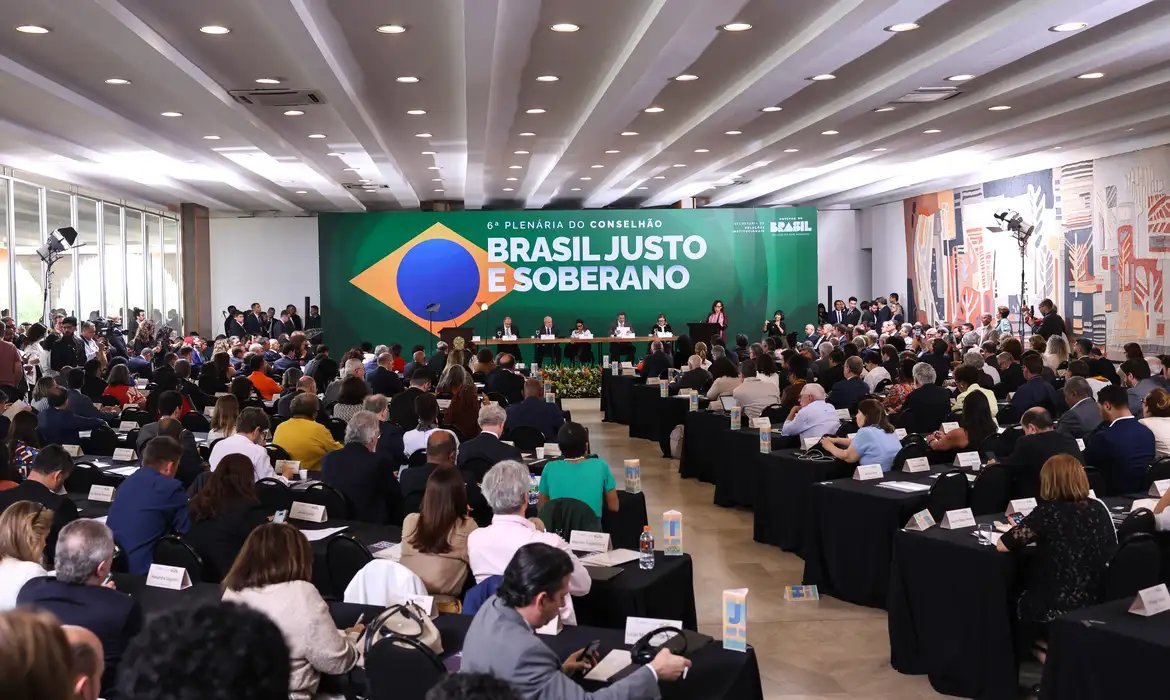 Conselhão entrega a Lula propostas de metas de desenvolvimento do país