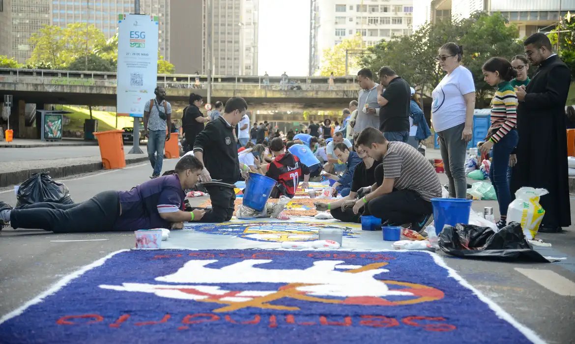 Corpus Christi no Rio terá procissão, confecção de tapetes e missas