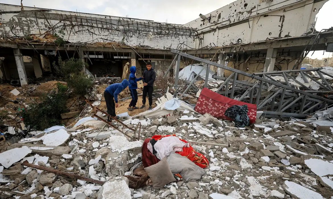 Mais de 100 crianças já foram mortas em Gaza desde \'cessar-fogo\' 