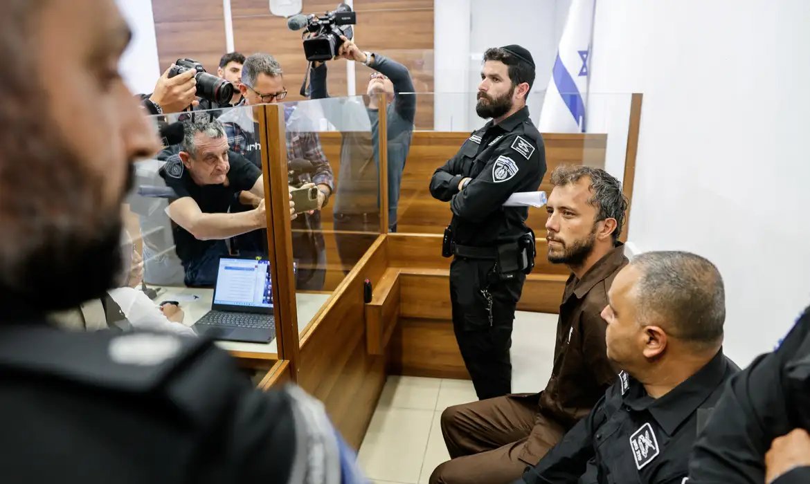 Ativista Thiago Ávila será solto hoje por Israel, informa organização