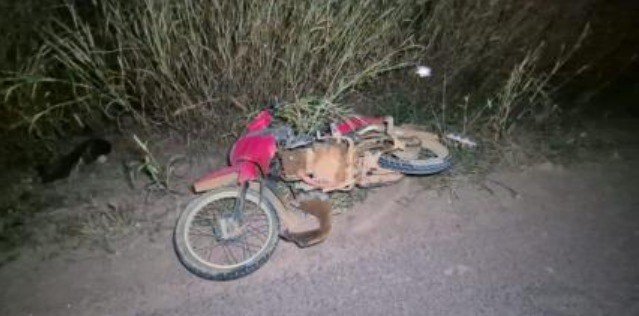 Motociclista de 60 anos morre em acidente entre moto e carro na MT-140