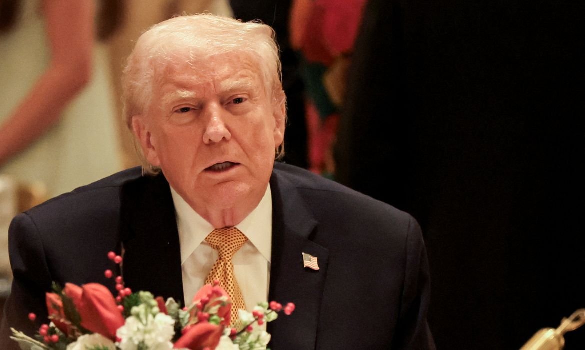 EUA e Ucrânia estão \"muito mais próximos\" de acordo de paz, diz Trump