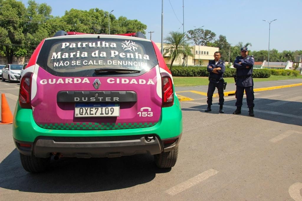 Mulher é salva após motociclista por app suspeitar de cárcere e chamar a polícia em Várzea Grande (MT)