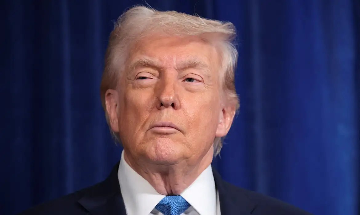 Sem artistas, Trump cogita comício em evento da independência dos EUA