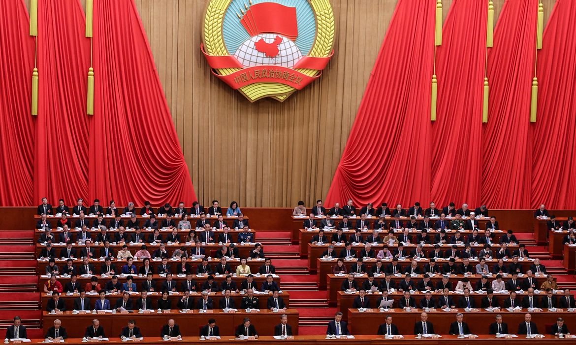 China mantém taxas de empréstimos pelo décimo mês consecutivo 