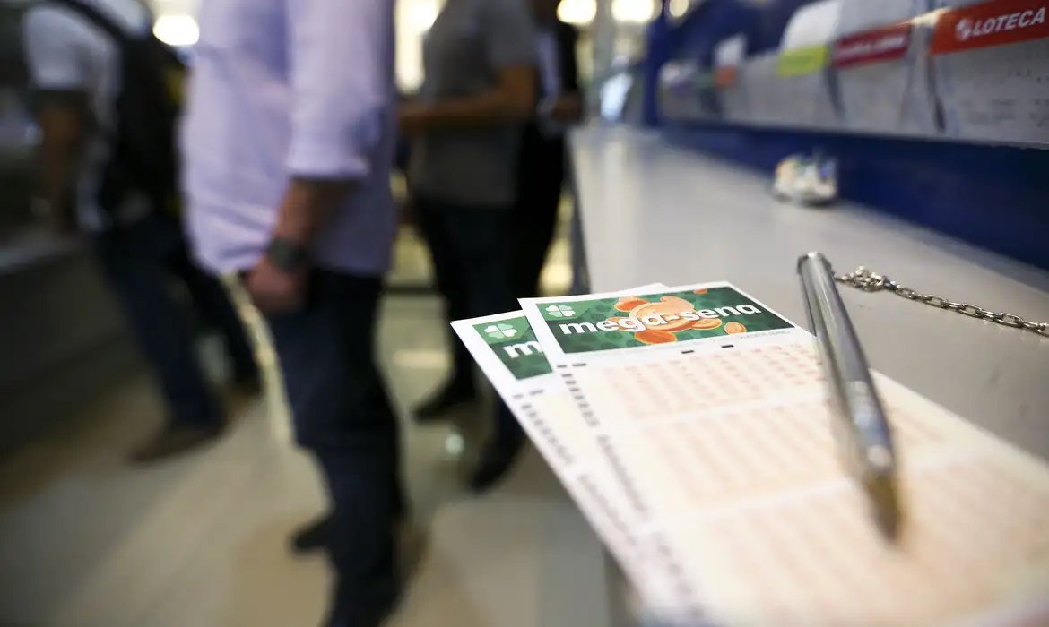 Mega-Sena acumula para R$ 50 milhões; confira os números sorteados