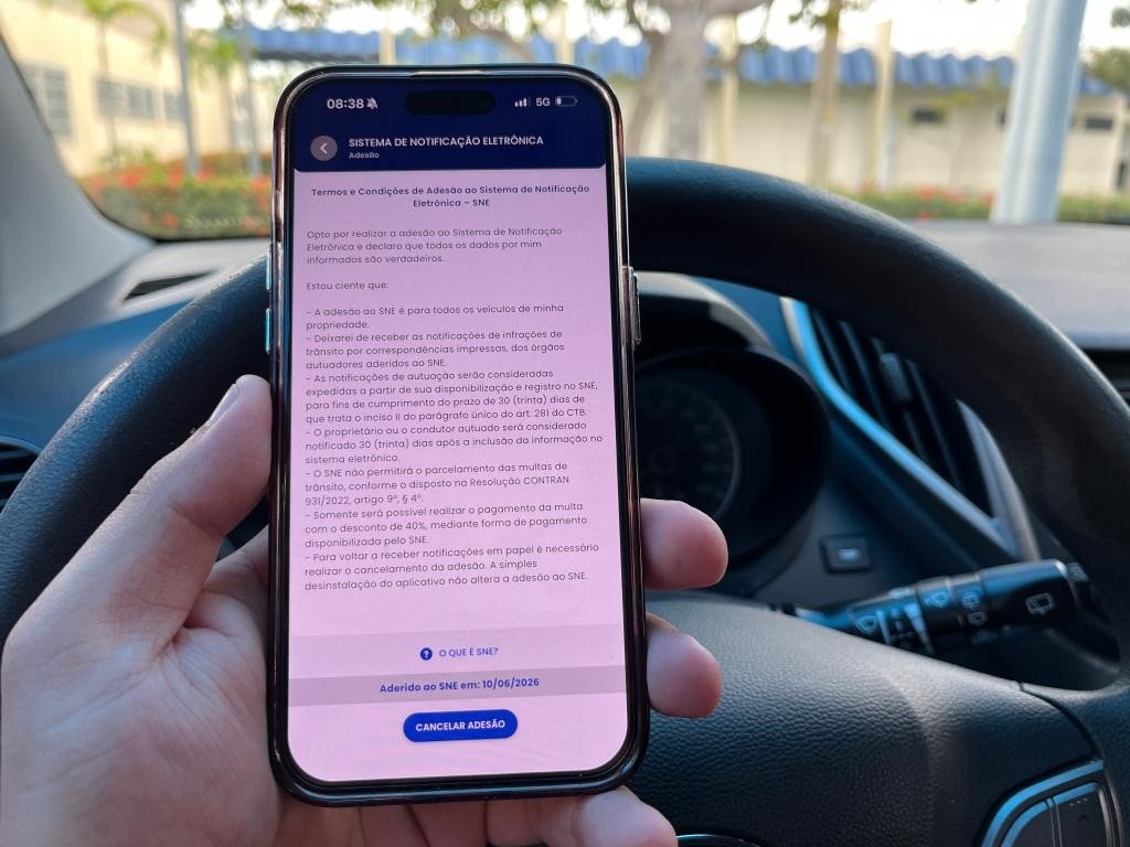 Motoristas de MT podem ter até 40% de desconto em multas com sistema digital; veja como conseguir