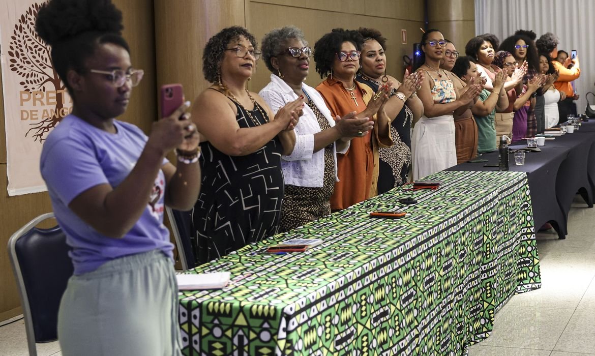 Eleições 2026: mulheres negras divulgam manifesto para candidatos 