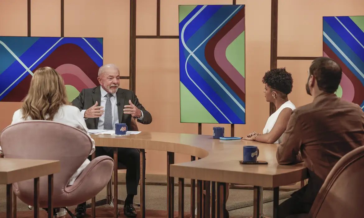 \"Vamos ver quem é quem\", diz Lula sobre redução da jornada de trabalho