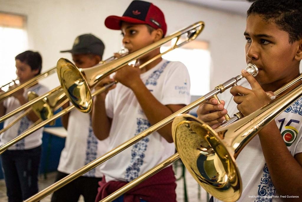 Instituto abre inscrições para aulas de música gratuitas para crianças e adolescentes em MT