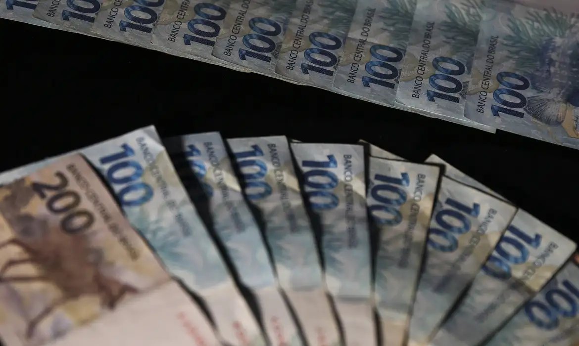 Dívida Pública Federal cai 2,34% em março e volta aos R$ 8,6 trilhões