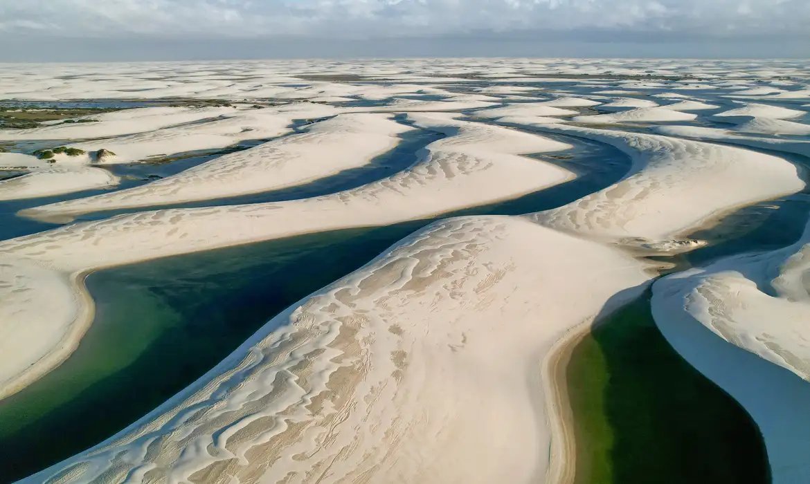 Lençóis Maranhenses atraem turistas e podem ter acesso limitado