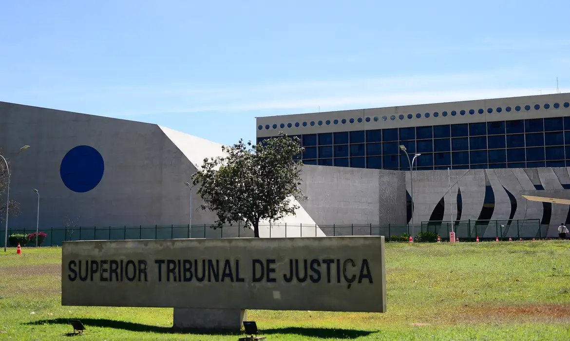 STJ autoriza ronda virtual em busca de pornografia infantil