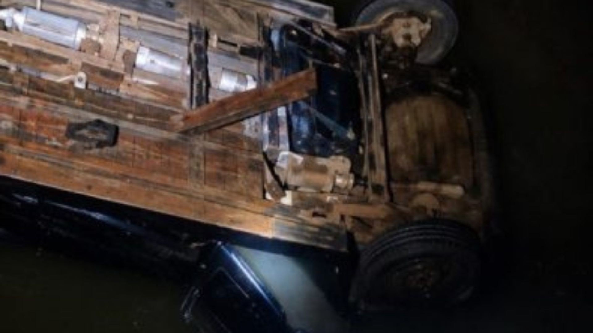 Casal morre e criança é resgatada em rio após carro despencar de ponte em MT