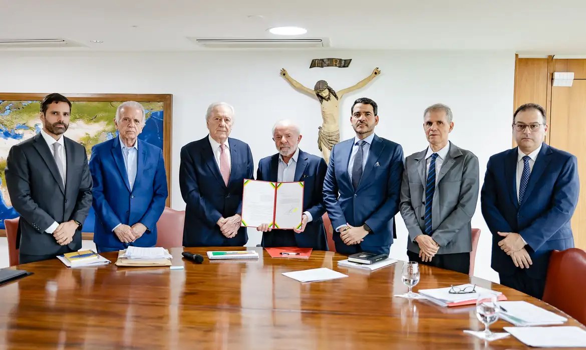 Lula assina Projeto de lei Antifacção e envia ao Congresso 