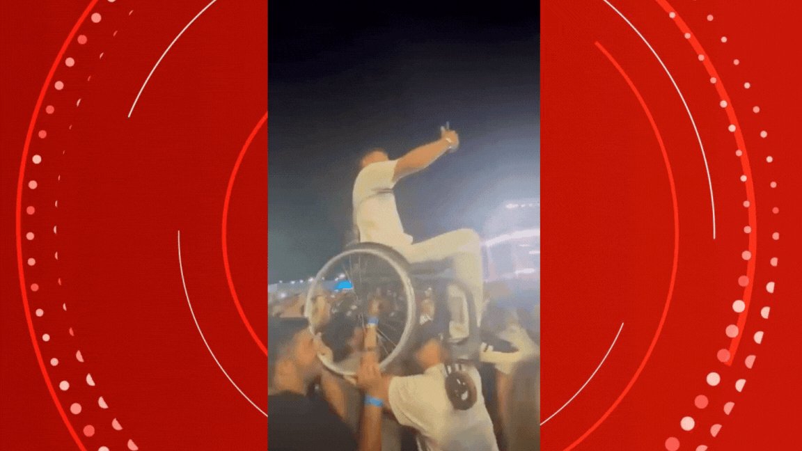 VÍDEO: amigos levantam cadeirante para assistir show do Nathanzinho em MT