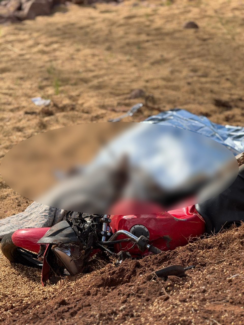 Duas pessoas morrem em acidente entre moto e carreta na BR-163 em MT