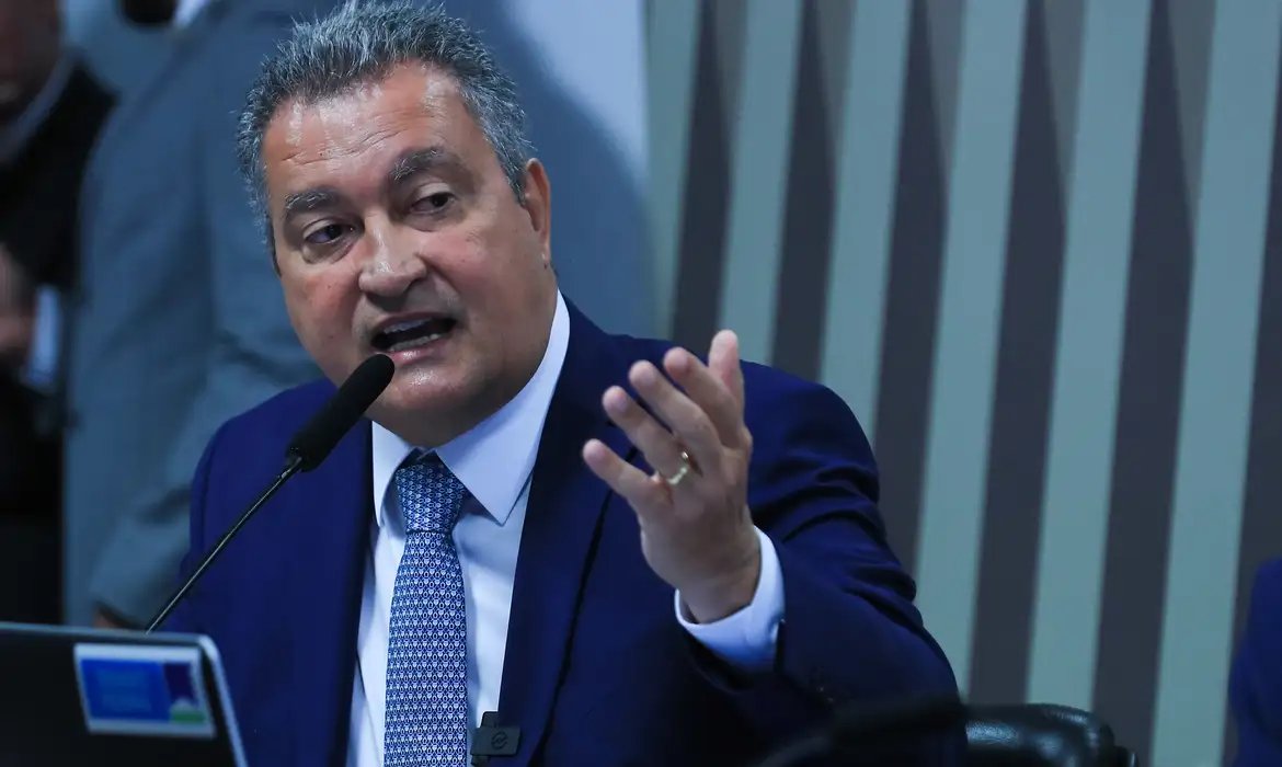 Agenda econômica e social do governo priorizou maioria, diz Rui Costa