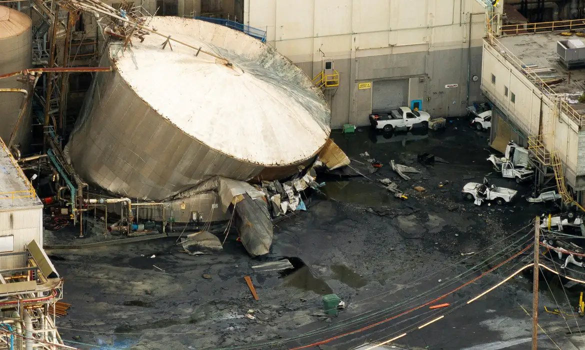 Washington: 11 pessoas estão desaparecidas após rompimento de tanque 