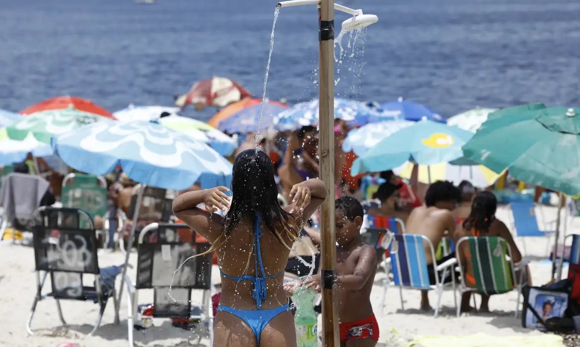 Rio terá muito calor hoje, mas tempo mudará com chegada de frente fria
