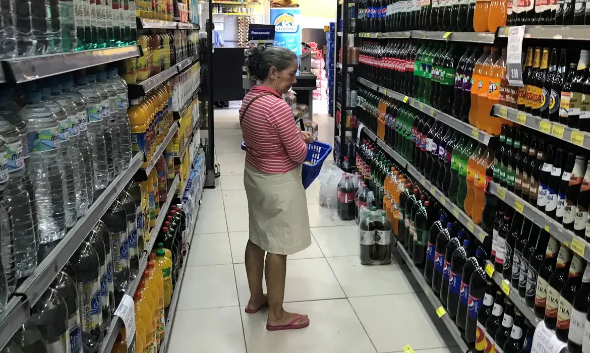 Mercado financeiro reduz previsão da inflação para 4,7%