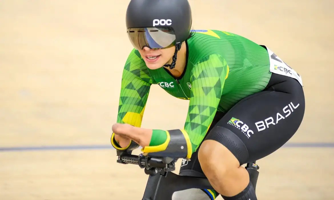 Sabrina Custódia volta a brilhar no Mundial de ciclismo de pista