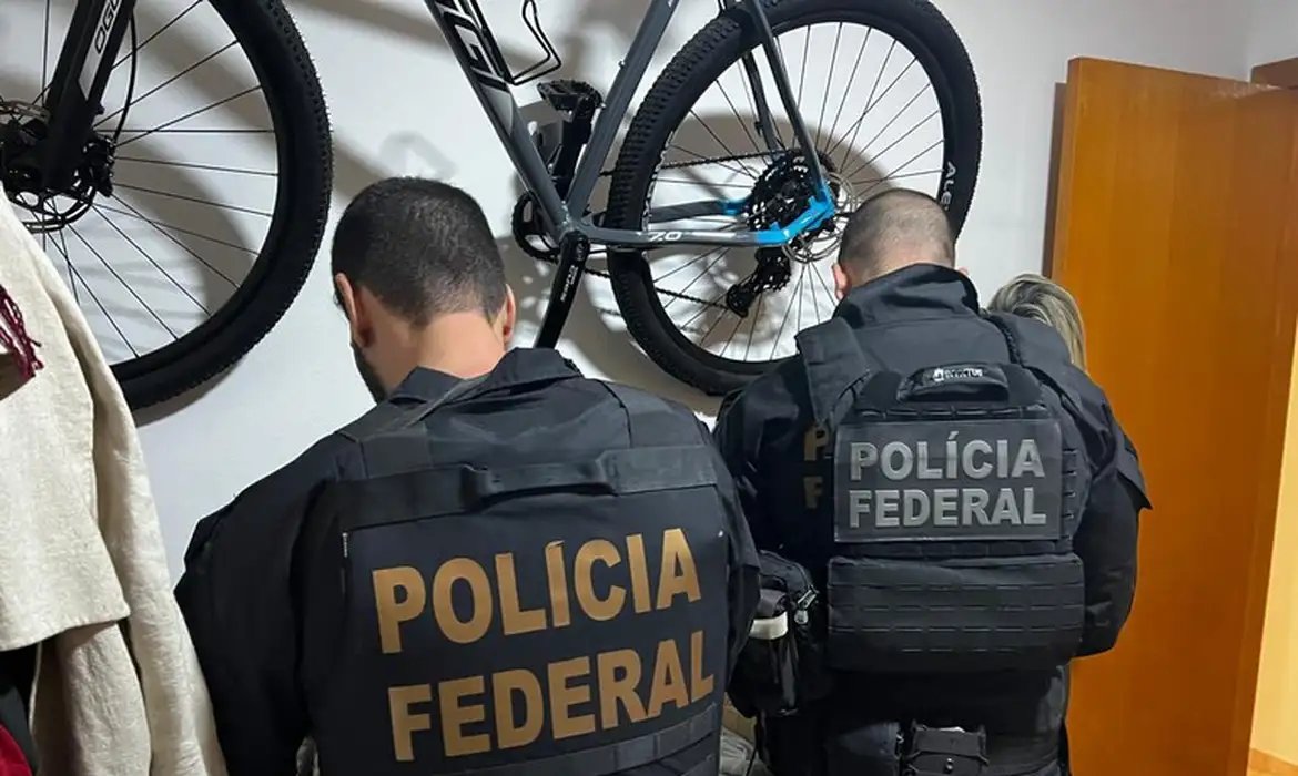 PF deflagra Operação Bula Fria contra venda ilegal de remédios