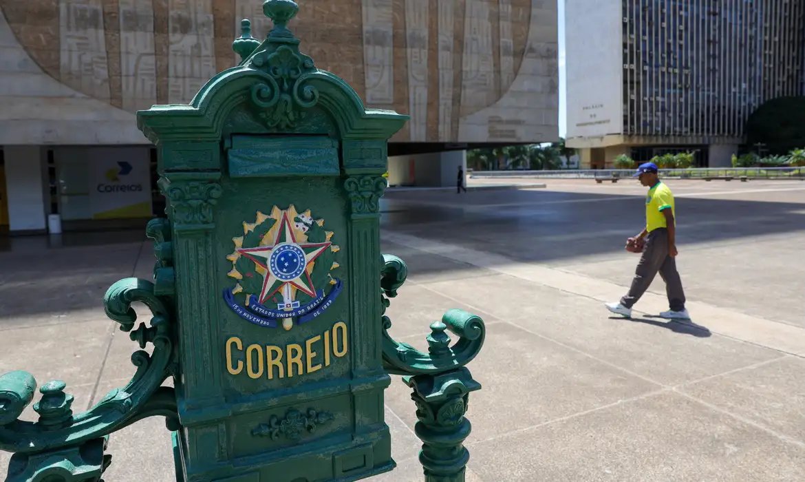 Correios colocam 21 imóveis à venda em 11 estados