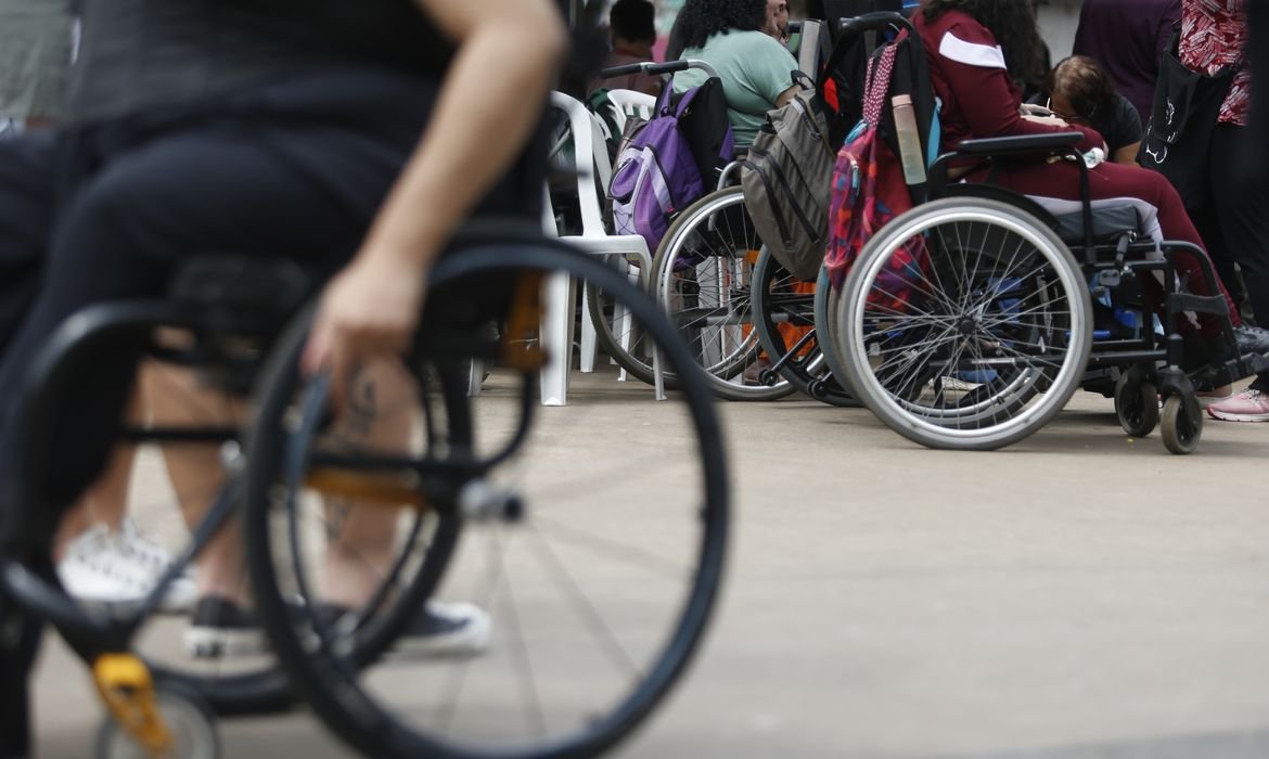 Cargos de liderança são só 1,5% das vagas para pessoas com deficiência