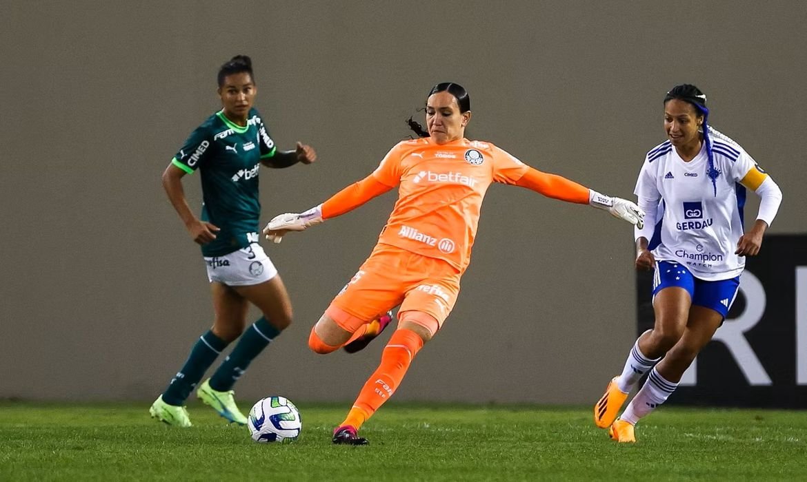 Palmeiras surpreende e deixa Kate Tapia fora da Libertadores Feminina