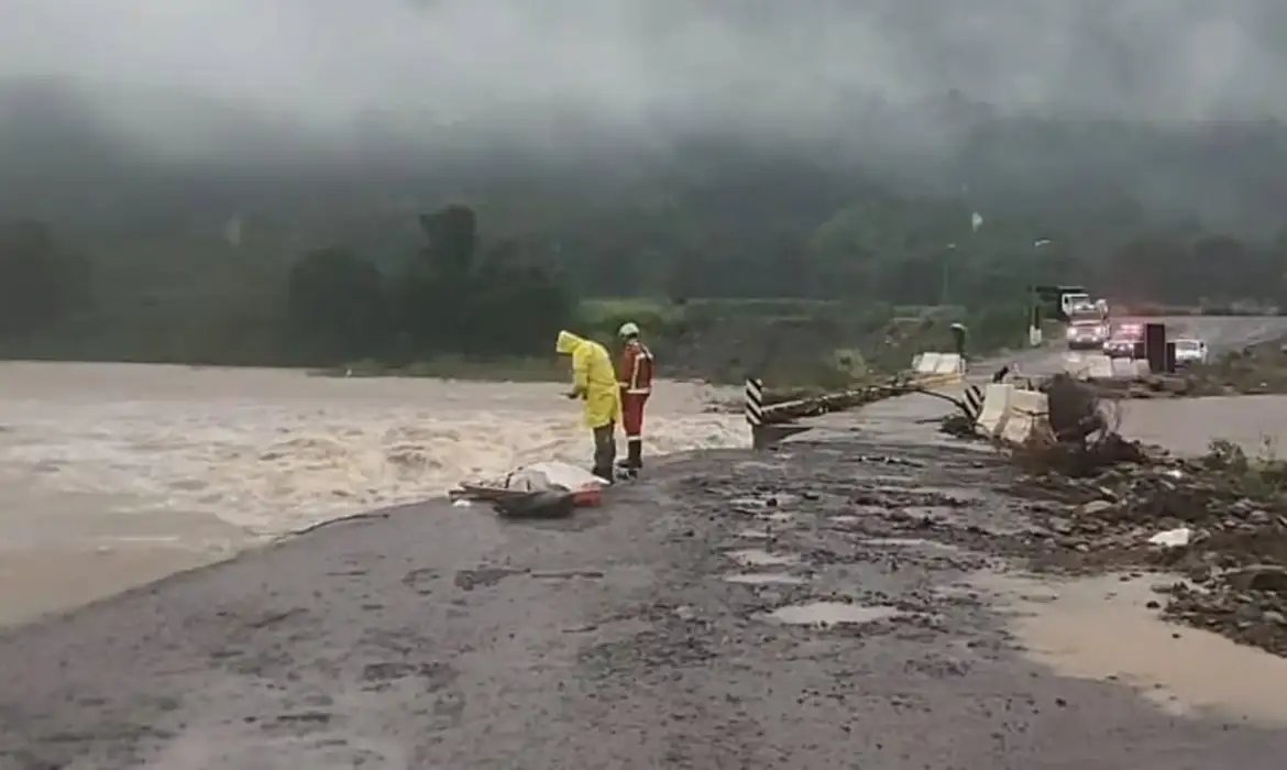 Estudo sobre cheias no Rio Grande do Sul aponta causas do desastre