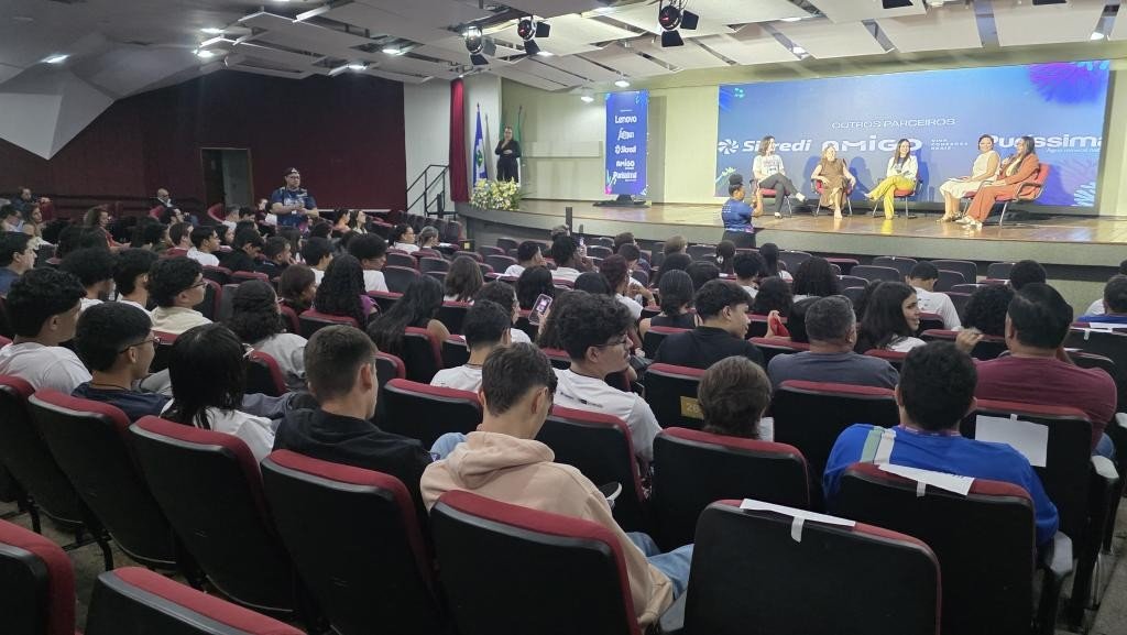 MT recebe Semana Nacional de Ciência e Tecnologia com oficinas de IA e robótica; veja como participar