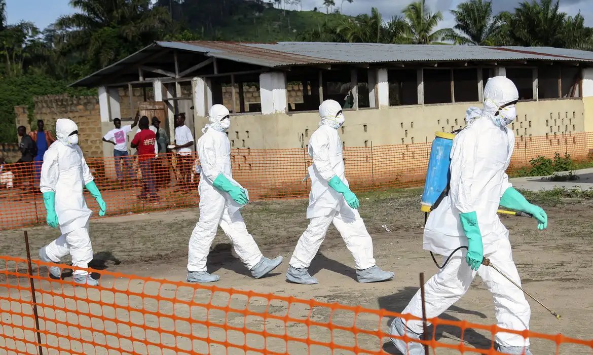 Voluntários brasileiros morrem no Congo devido a surto de Ebola
