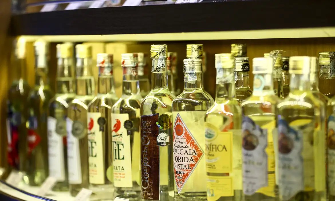 Cresce o número de estabelecimentos na cadeia produtiva da cachaça
