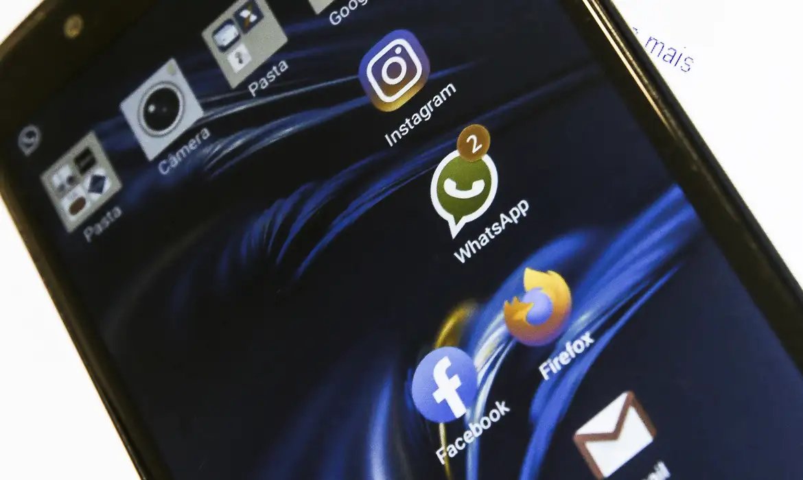 Advogada orienta sobre como se proteger de crimes digitais no carnaval