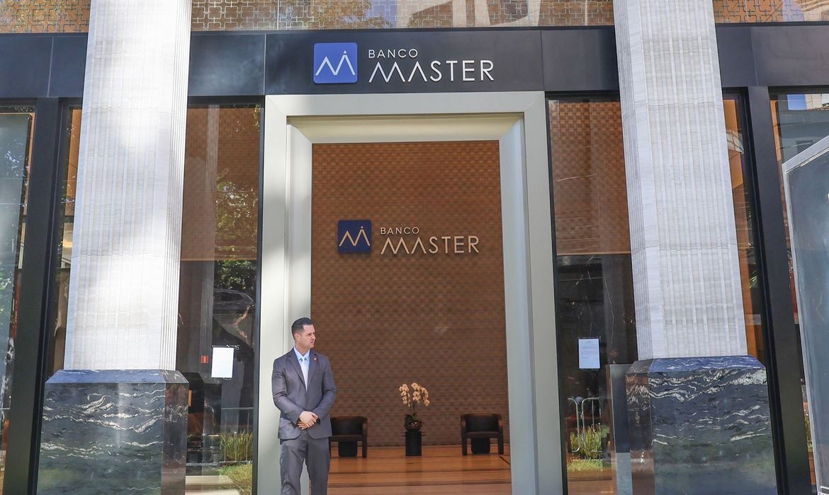 Toffoli marca acareação com investigados no caso Banco Master