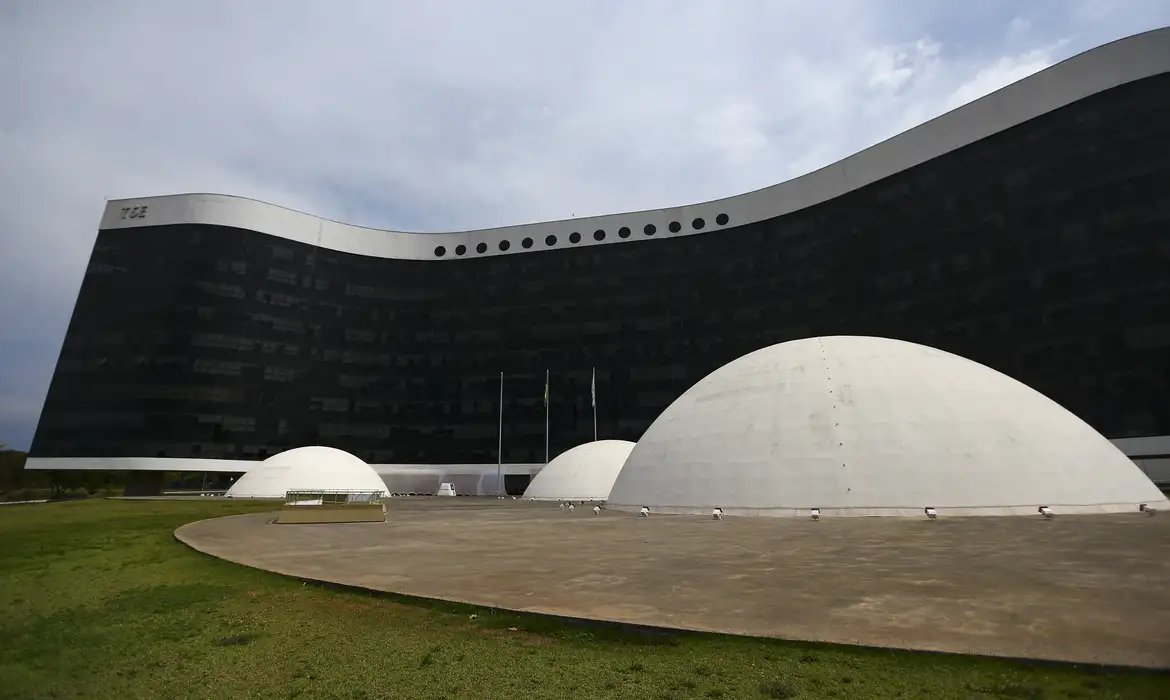 IA pode gerar mais fake news nas eleições, alertam especialistas