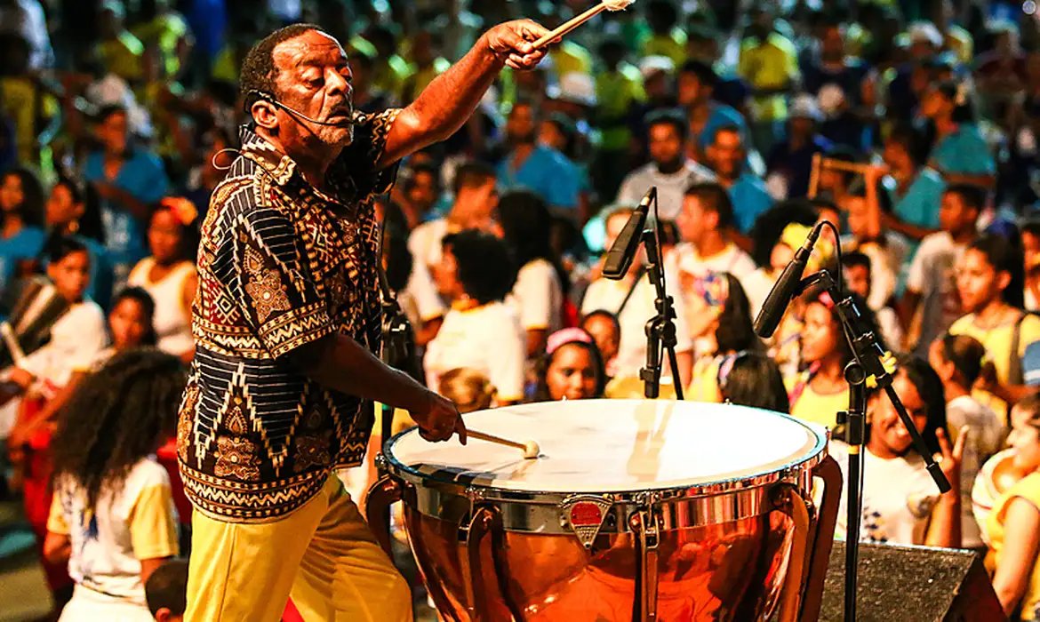 10 anos sem Naná Vasconcelos, um legado de valorização da cultura 