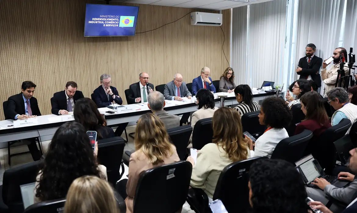 Setores atingidos por tarifaço dos EUA terão novo plano de socorro