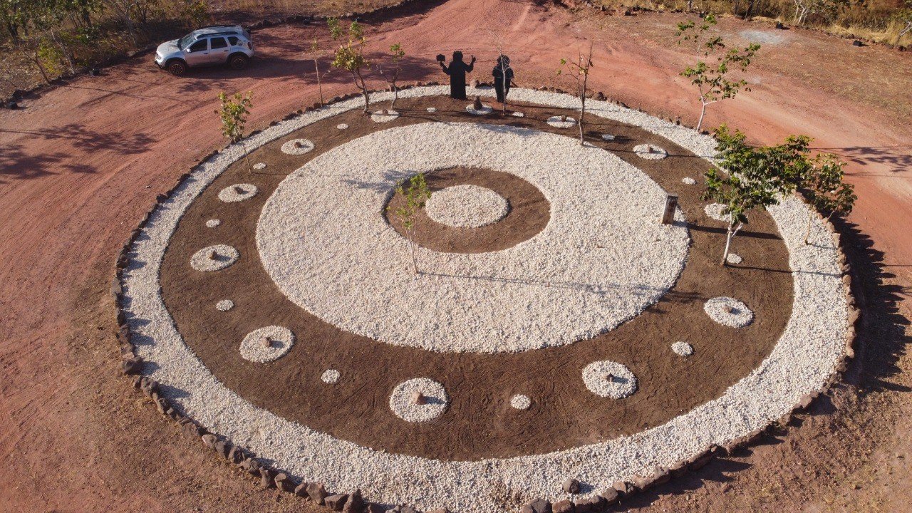 Conheça 1° aeroporto para OVNIs construído em cidade de MT cercada por relatos de extraterrestres