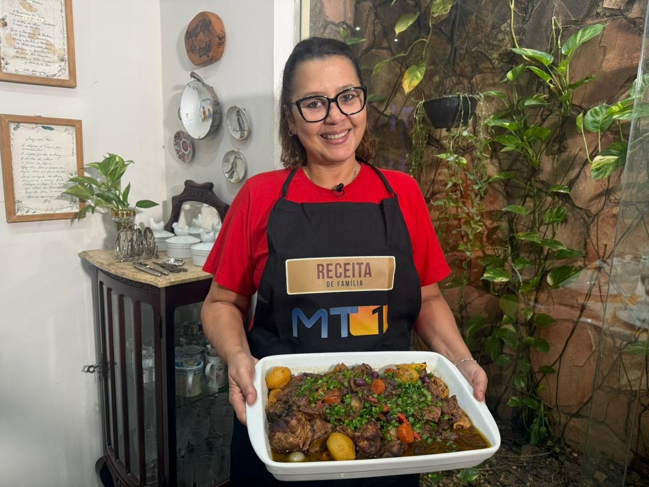 Receita de Família: aprenda a fazer um carneiro à caçadora