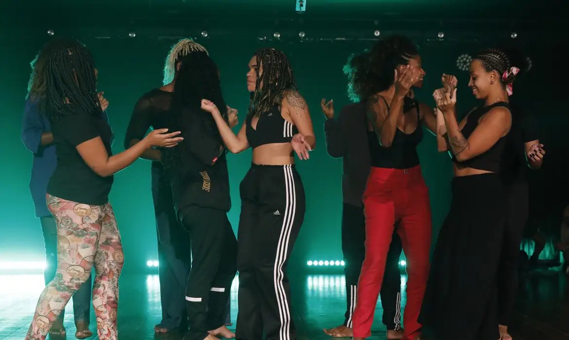 Dia Internacional da Dança é comemorado em 29 de abril