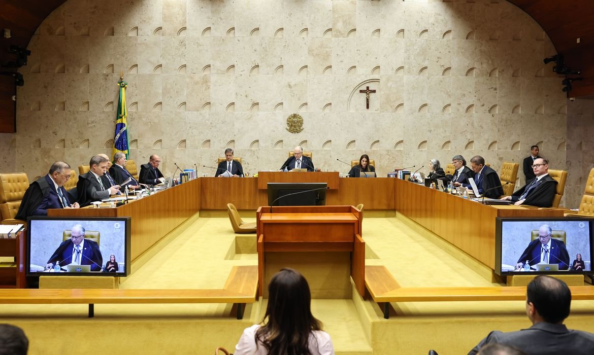 STF interrompe julgamento; sessão será retomada será às 15h