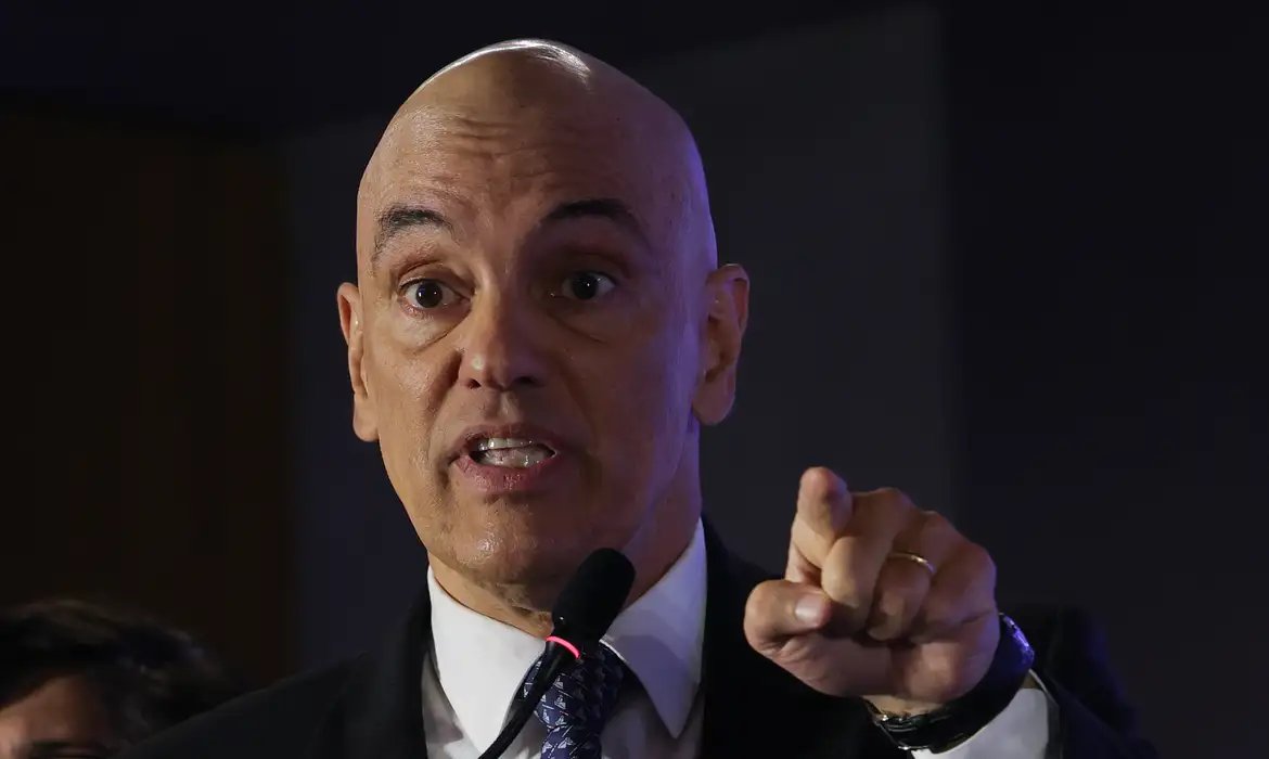 “Verdade prevaleceu”, diz Moraes sobre fim de sanções dos EUA