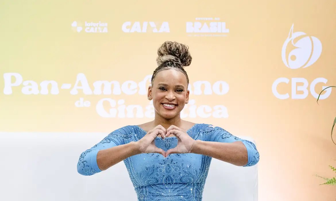Rebeca Andrade volta com ouro no Pan de ginástica artística
