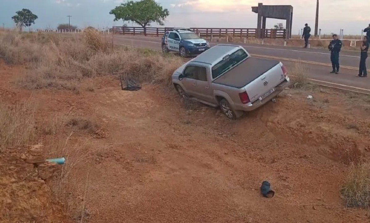 Motorista é sequestrada por 3 homens  em semáforo e é encontrada com ajuda de localizador de celular em MT