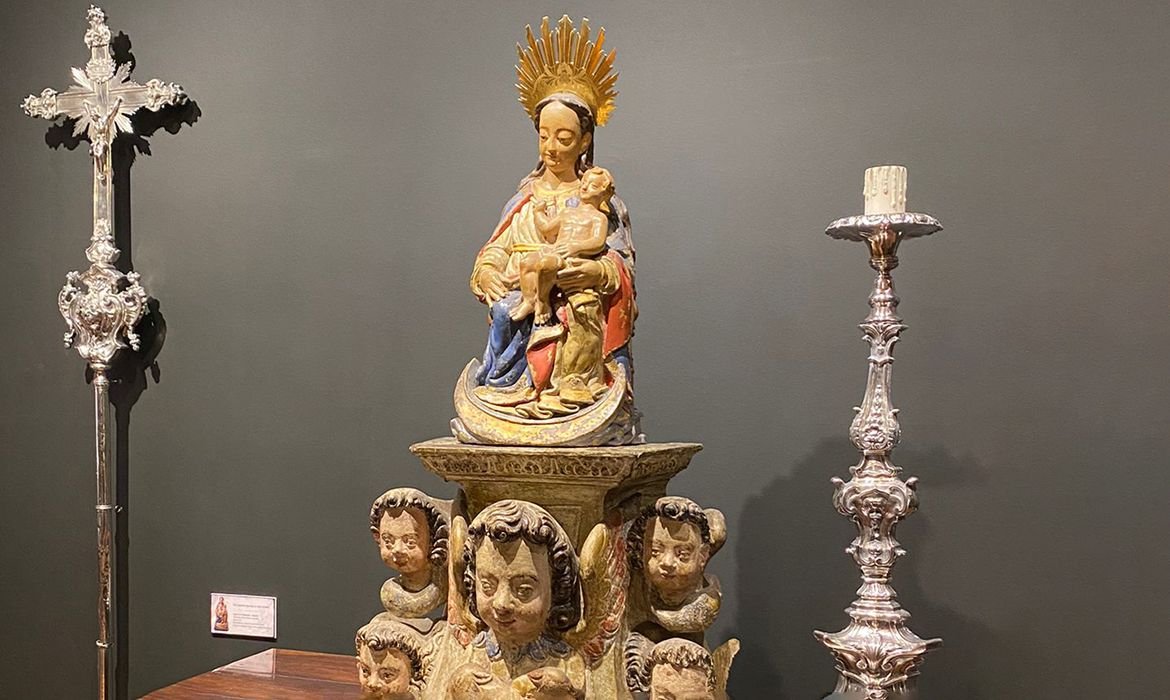 Pioneiro da arte sacra no Brasil, Frei Agostinho ganha exposição em SP